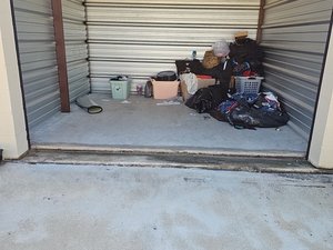 10 x 10 unit in Fort Worth
