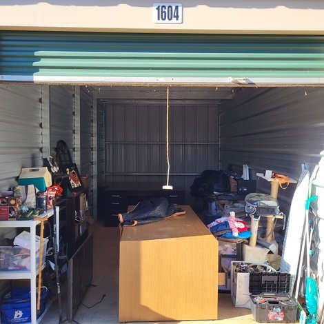 10 x 20 storage unit in Newnan, GA