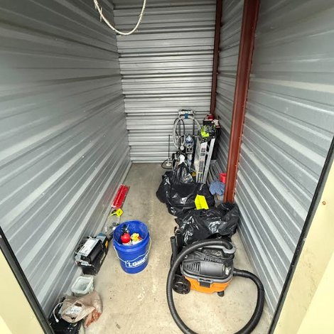 5 x 10 storage unit in Easton, PA