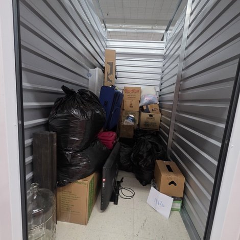 5 x 10 storage unit in Kingsport, TN