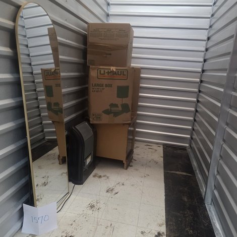 5 x 10 storage unit in Kingsport, TN