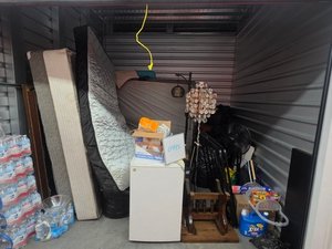 10 x 10 storage unit in Johnson City, TN