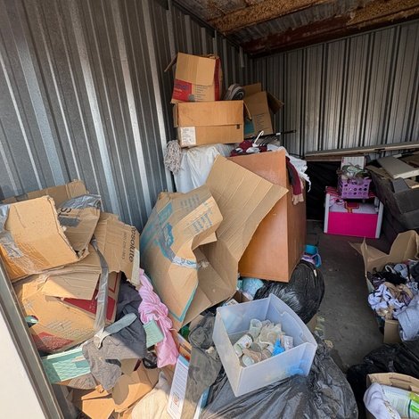 10 x 15 storage unit in Clarksville, TN
