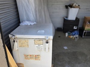 10 x 10 storage unit in Indianapolis, IN