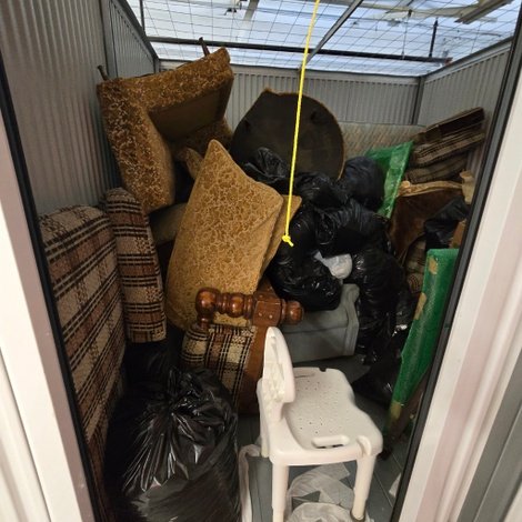 10 x 10 storage unit in Indianapolis, IN