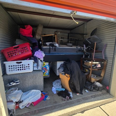 10 x 10 storage unit in Indianapolis, IN