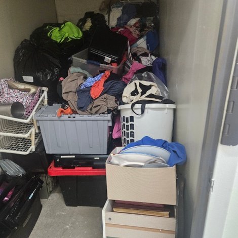 5 x 10 storage unit in Terre Haute, IN