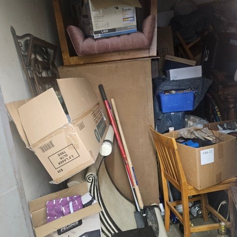 10 x 10 storage unit in Terre Haute, IN