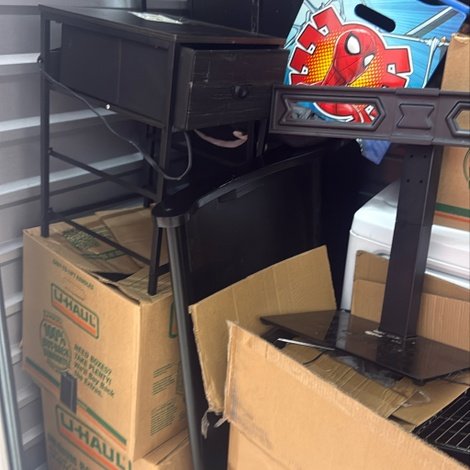 10 x 5 storage unit in Indianapolis, IN