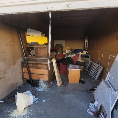 10 x 20 storage unit in El Cajon, CA