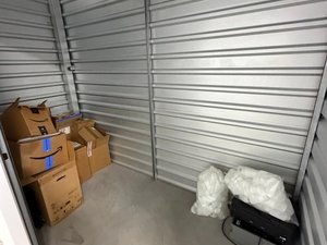 5 x 10 storage unit in Gastonia, NC