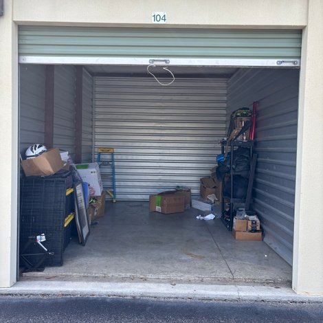 10 x 15 storage unit in Bolivia, NC