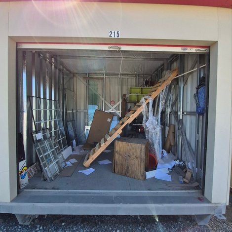 10 x 10 storage unit in Unknown, NC