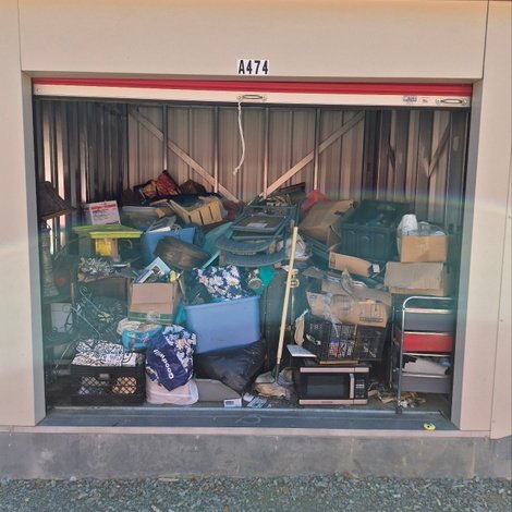10 x 10 storage unit in Unknown, NC