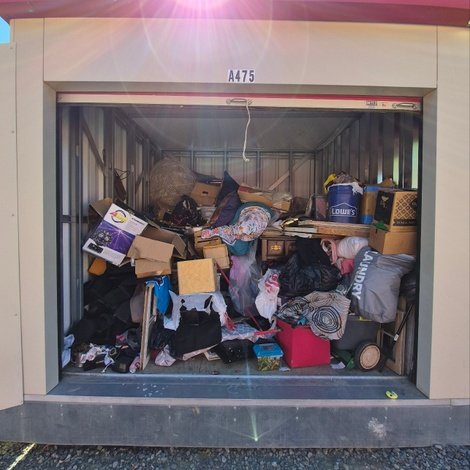 10 x 10 storage unit in Unknown, NC
