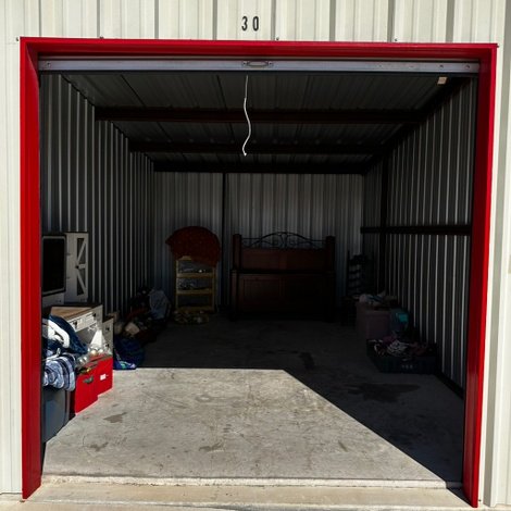15 x 20 storage unit in Converse, TX