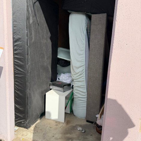5 x 10 storage unit in Irving, TX