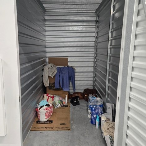 5 x 10 storage unit in Arlington, MA
