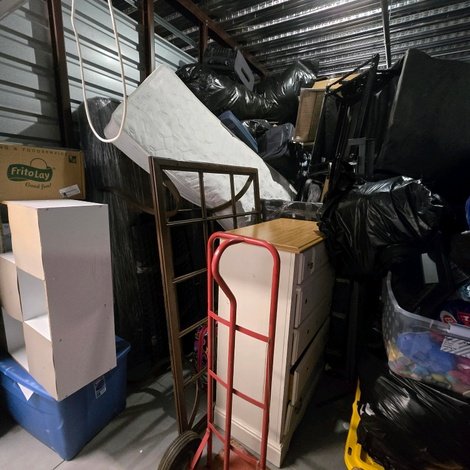 10 x 15 storage unit in Billerica, MA