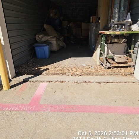 10 x 20 storage unit in Arlington, TX