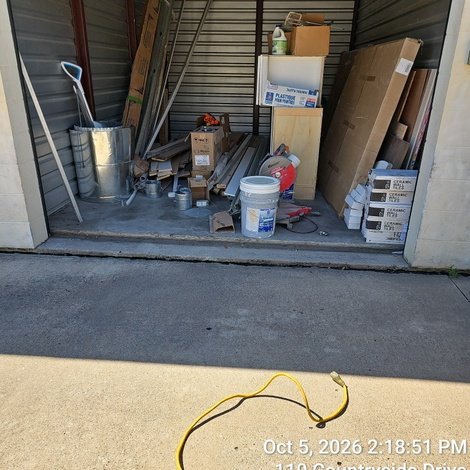 10 x 15 storage unit in Arlington, TX