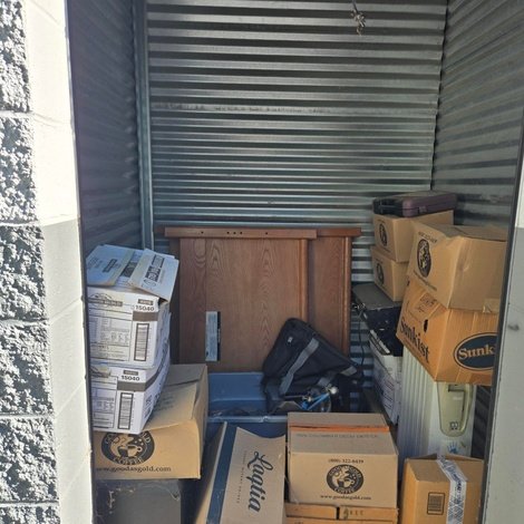 5 x 5 storage unit in North Oxford, MA