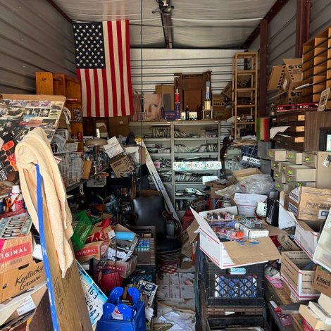 10 x 25 storage unit in Rd Lexington, KY
