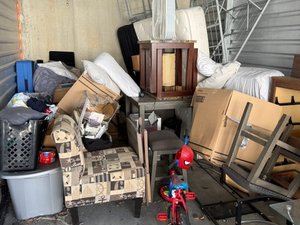 10 x 20 storage unit in Rd Lexington, KY
