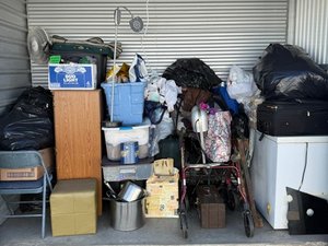 5 x 10 storage unit in Rd Lexington, KY