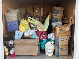 10 x 12 unit in Lexington