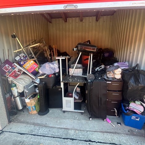 10 x 10 storage unit in Baton Rouge, LA