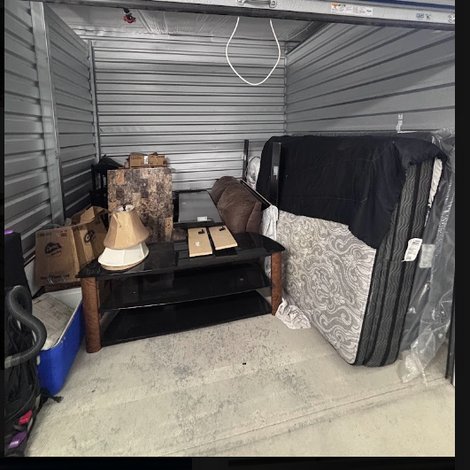 10 x 10 storage unit in Jonesboro, AR