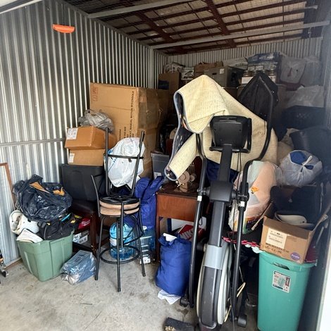 9 x 12 storage unit in Lexington, KY