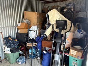 9 x 12 unit in Lexington