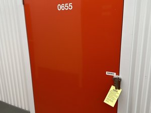 10 x 10 unit in Pleasanton