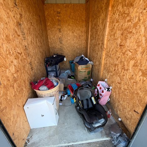 5 x 10 storage unit in Dry Ridge, KY