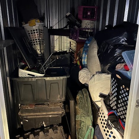 5 x 10 storage unit in Rockford, IL