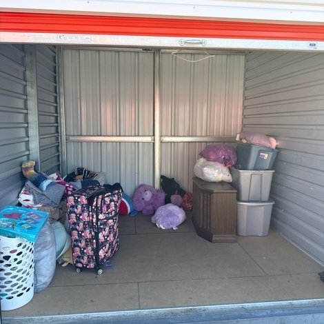 10 x 10 storage unit in Jackson, MI