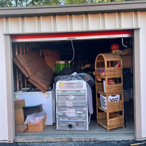 10 x 15 storage unit in Fayetteville, NC
