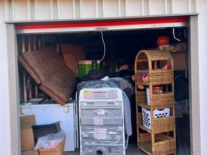 10 x 15 unit in Fayetteville
