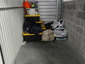 5 x 10 unit in Johnston