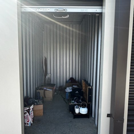5 x 10 storage unit in Fairview, NC