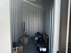 5 x 10 storage unit in Fairview, NC