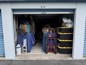 10 x 30 storage unit in East Leland, NC