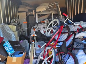 10 x 15 storage unit in Unknown, CA