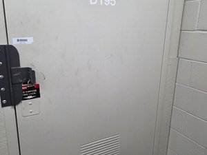 5 x 10 storage unit in Unknown, CA