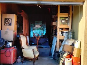 10 x 20 storage unit in Santee, CA