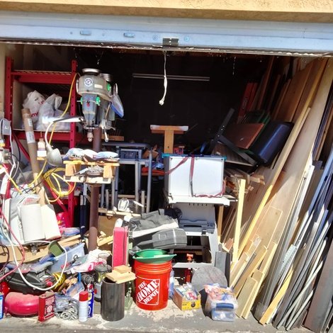 10 x 20 storage unit in Santee, CA