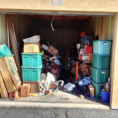 10 x 20 storage unit in Santee, CA