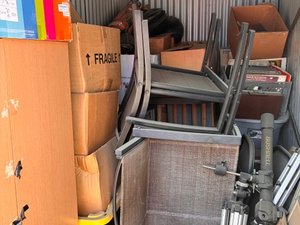 5 x 10 storage unit in I Lancaster, CA